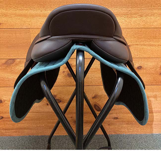 Used Bates Arena All Purpose Saddle - Brown - 18" image number null