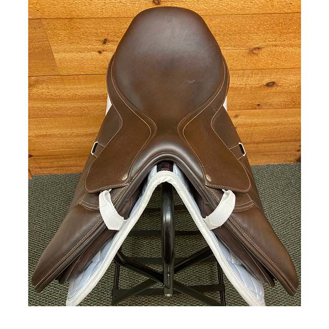 Used Bates Caprilli Close Contact Saddle with Luxe Leather - Classic Brown - 18" image number null