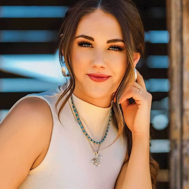 Montana Silversmiths Out West Running Horse Necklace image number null