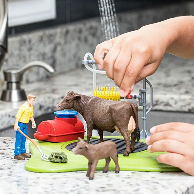 Schleich Happy Cow Wash image number null