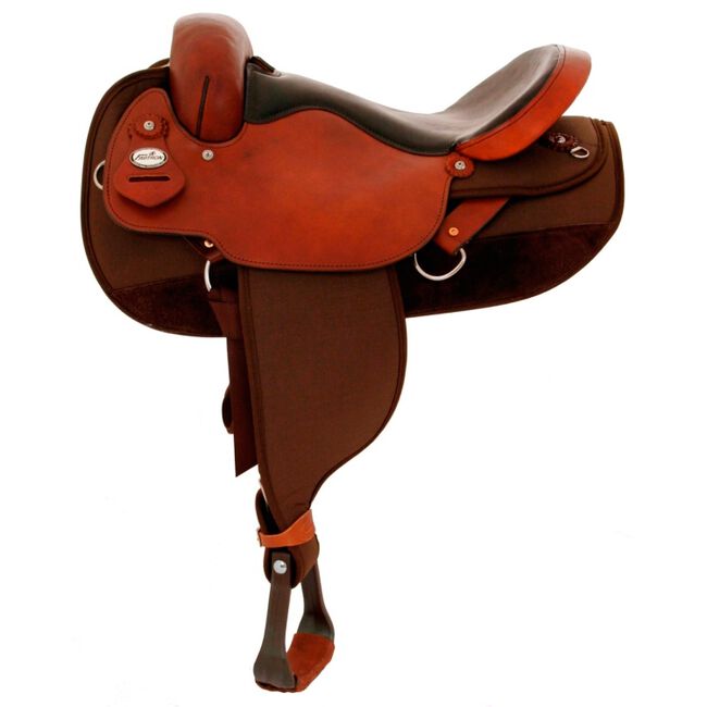Fabtron Center-Fire Endurance Saddle image number null