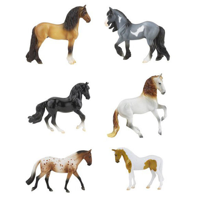 Breyer Stablemates Single Horse - Assorted image number null