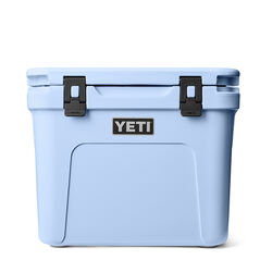 YETI Roadie 32 Wheeled Cooler - Big Sky Blue