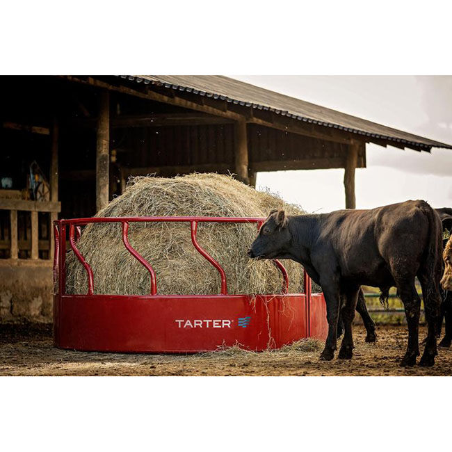 Tarter Titan Cattle Feeder With Hay Saver image number null