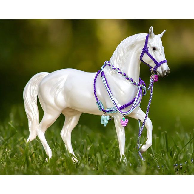 Breyer Freedom Series 4-Ever Friends Gift Set - Purple Power image number null