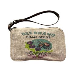 American Glory Style Molly Wristlet - Bee Brand Seeds