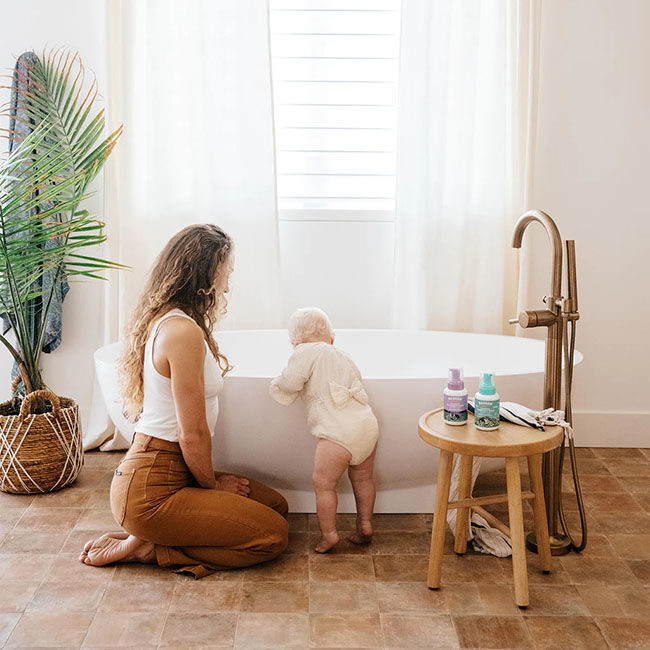 Badger Baby Foaming Shampoo & Wash - 10 oz image number null