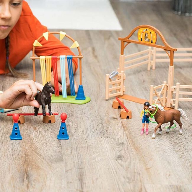 Schleich Pony Agility Training image number null