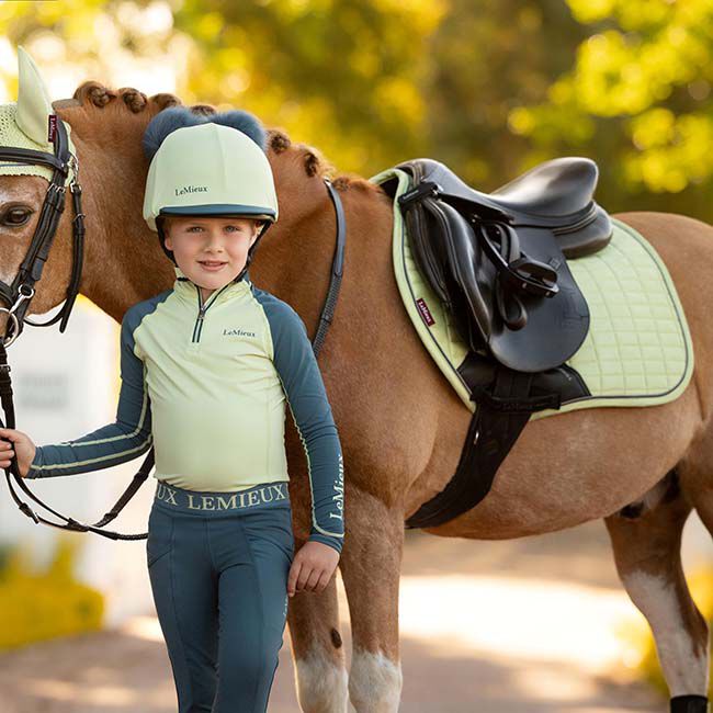 LeMieux Mini Suede Close Contact Square Pad - Macaron image number null