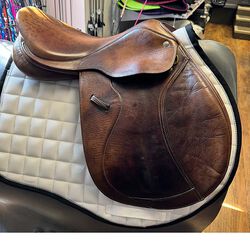 Used Collegiate Parfaire Saddle - 17.5"