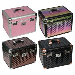 TuffRider Aluminum Diamond Grooming Box