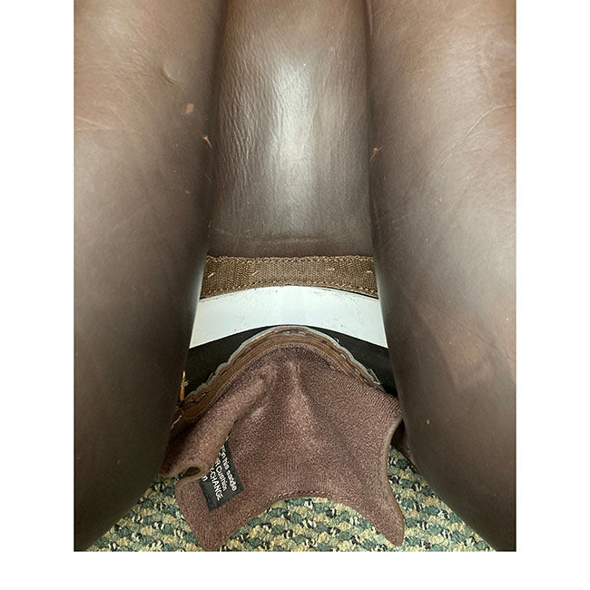 Used Bates Caprilli Close Contact Saddle with Luxe Leather - Classic Brown - 18" image number null