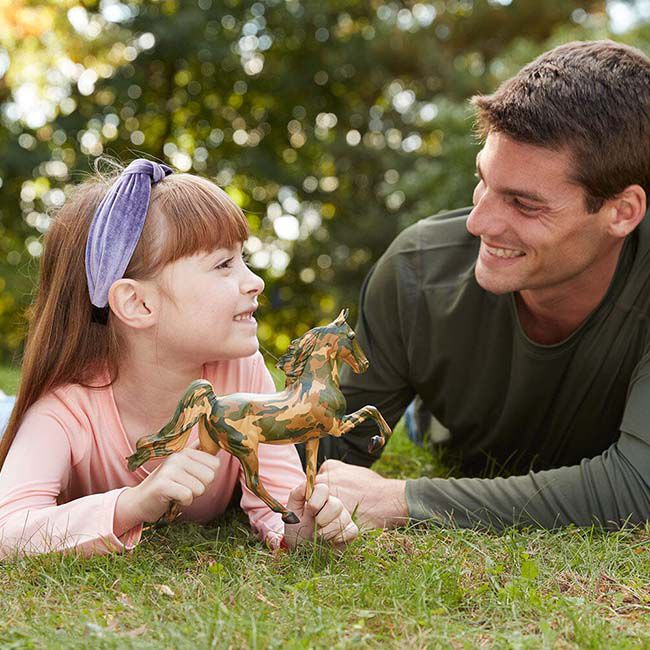 Breyer 2025 Hope Horse - Honor image number null