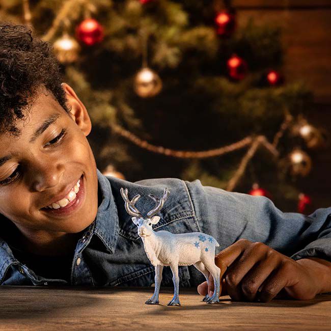 Schleich Limited-Edition Frosty Christmas Reindeer image number null