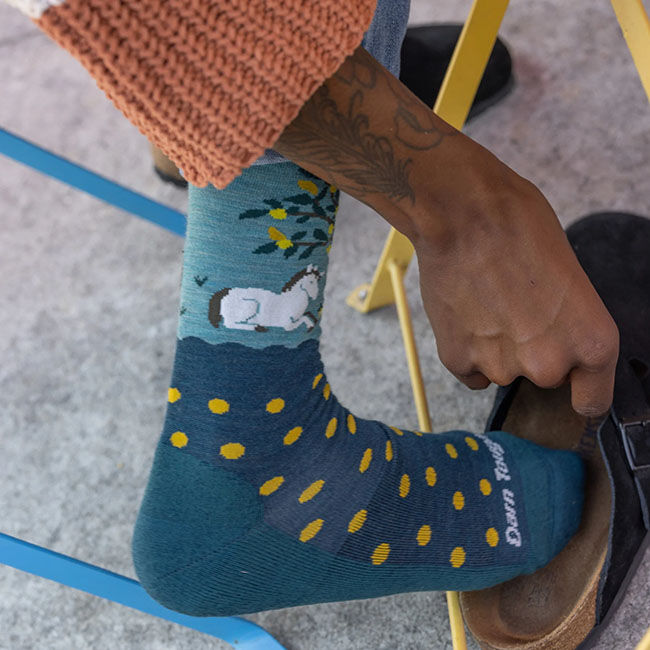Darn Tough Women's Wild Life Crew Lightweight Lifestyle Sock - Dark Teal image number null
