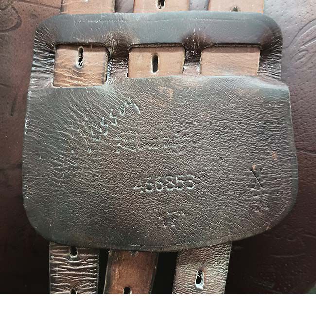 Used Pessoa GenX Close Contact Saddle - Oakbark - 17" image number null