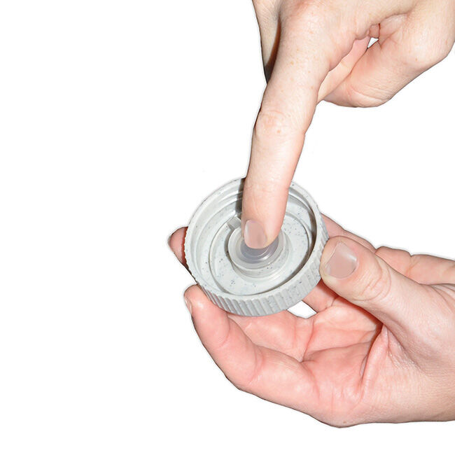 K&H Pet Heated Duck Waterer - 2.5-Gallon Capacity image number null