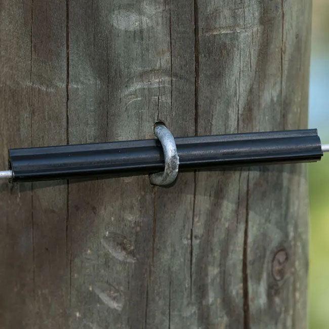 Zareba 4" Fin Tube Insulator - 25-Pack image number null