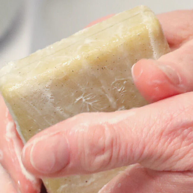 Bag Balm Exfoliating Bar Soap - 3.9 oz image number null