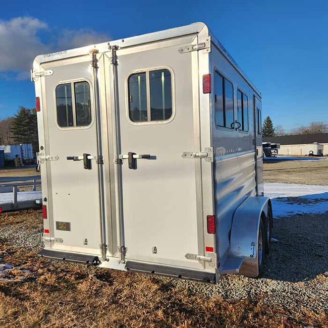 Featherlite 2023 Model 9409 2-Horse Bumper Pull Trailer image number null