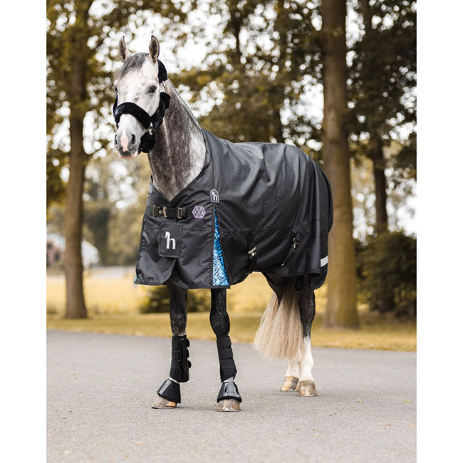 Horze Quebec 1200D Turnout Rug - Caviar Black - Closeout image number null