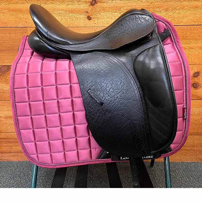 Used County Connection Dressage Saddle image number null