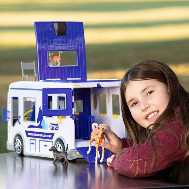 Breyer Mobile Rescue & Care Clinic image number null