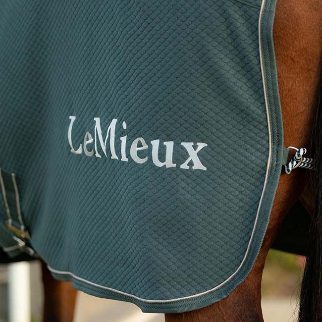 LeMieux Kudos Bamboo Cooler - Jungle image number null