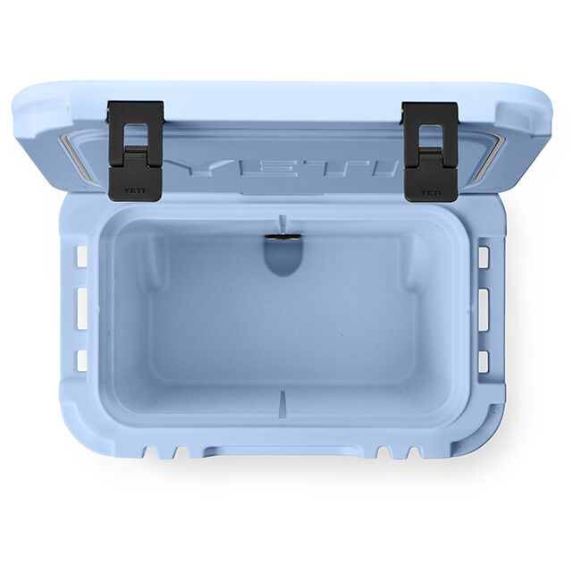 YETI Roadie 32 Wheeled Cooler - Big Sky Blue image number null