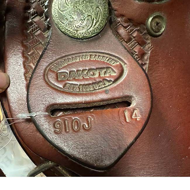 Used Dakota Barrel Saddle - 14" image number null