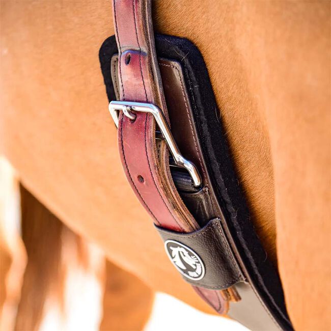 Total Saddle Fit Shoulder Relief - Western Cinch image number null