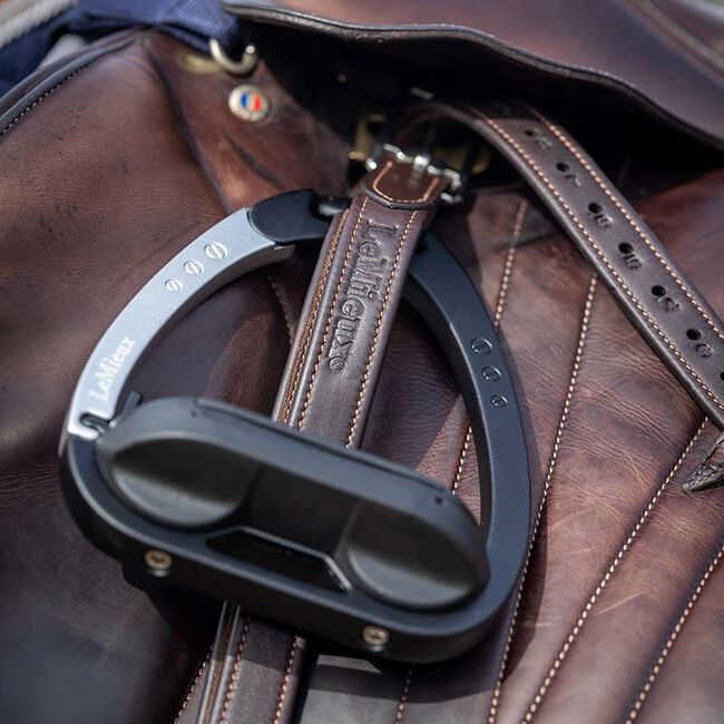 LeMieux Vector Stirrup Leathers image number null