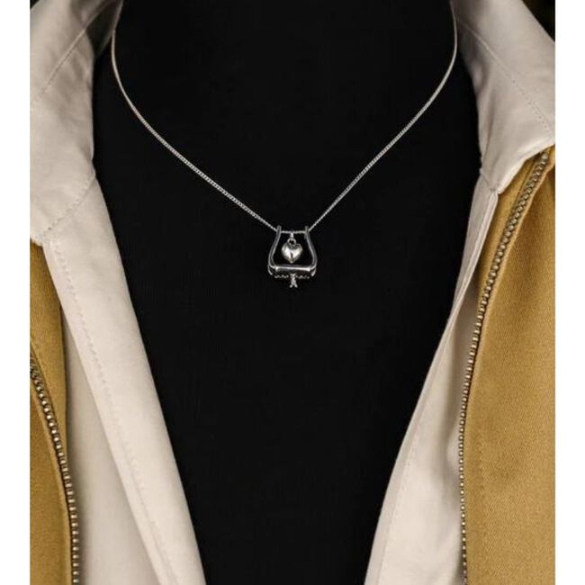 Loriece Western Stirrup Heart Horse Necklace image number null