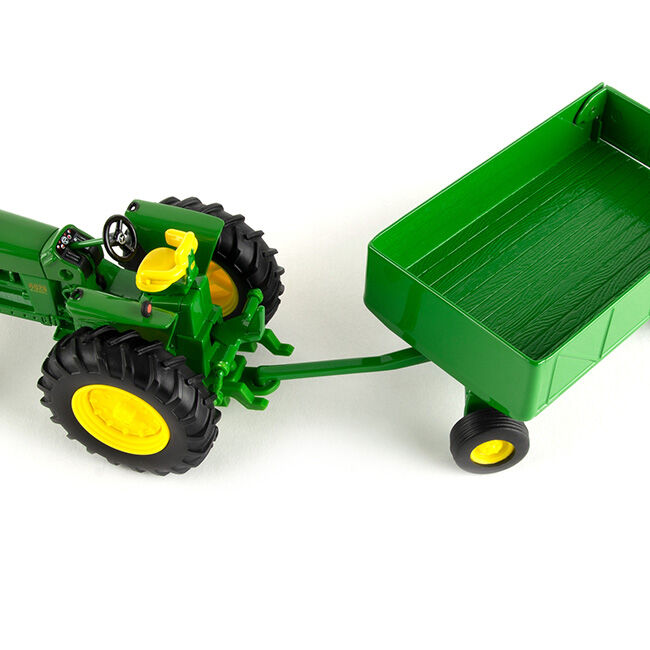 TOMY John Deere 1:32 Scale Farm Toy Playset image number null
