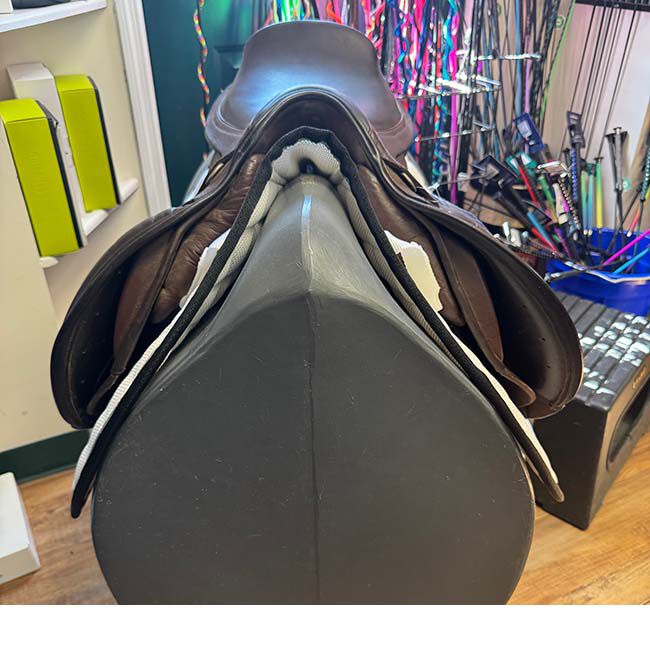 Used Jaguar Saddle - 17" image number null