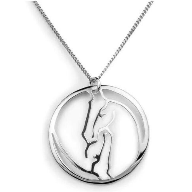 Loriece Yin Yang Horse Head Necklace image number null