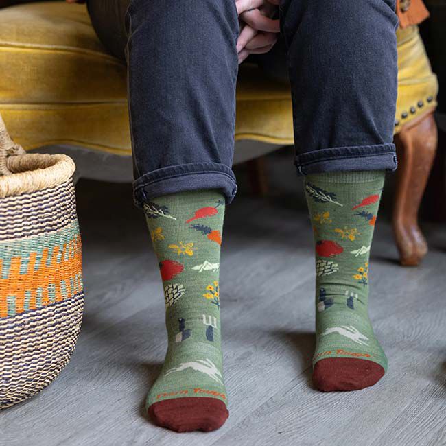 Darn Tough Women's Farmer's Market Crew Lightweight Lifestyle Sock - Willow image number null