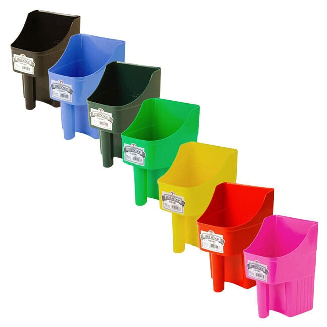 Miller 3 Quart Enclosed Feed Scoop image number null