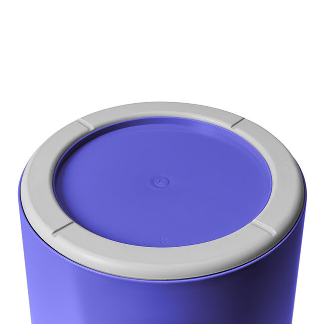 YETI LoadOut 5-Gallon Bucket - Ultramarine Violet image number null