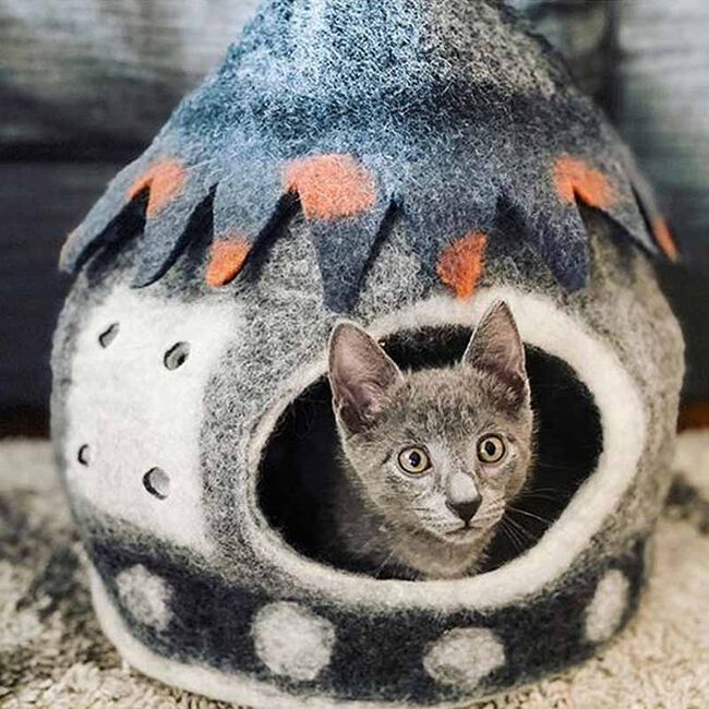 Kharma Cat Grey Fairy House Cat Cave image number null