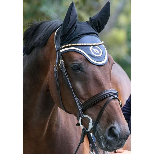Back on Track Nights Collection Bonnet image number null