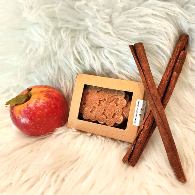 Scalise Family Sheep Farm Sheep Milk Soap - Apple Cinnamon image number null