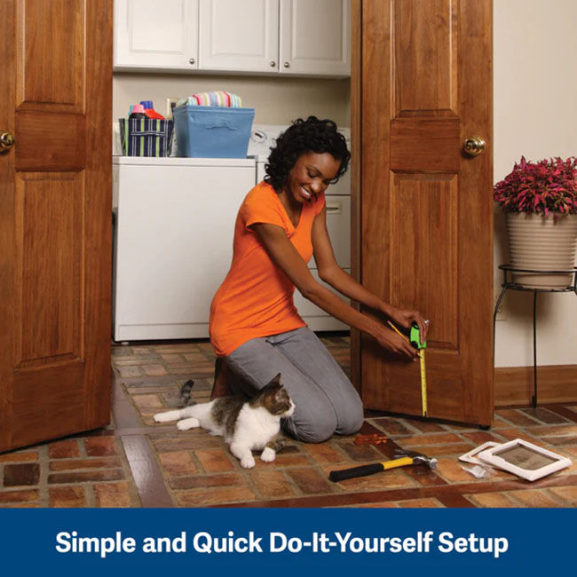 PetSafe Interior 2-Way Locking Cat Door image number null