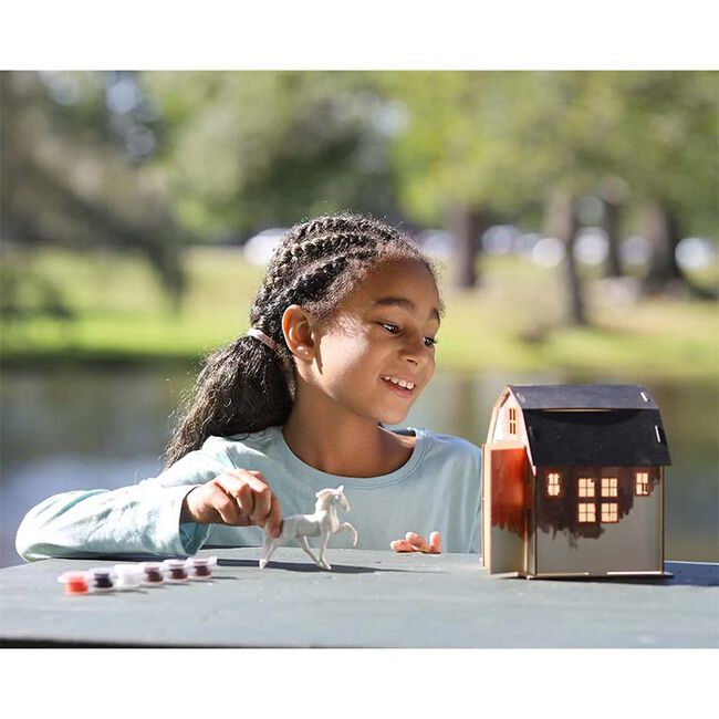 Breyer Horse & Barn Paint & Play image number null