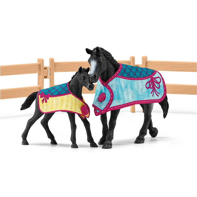 Schleich Horse Box with Mare & Foal image number null