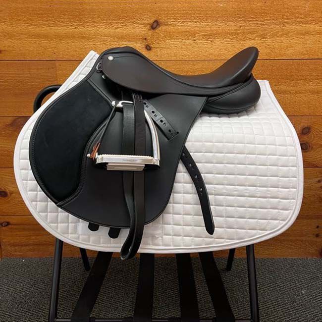 Used Wintec 250 All Purpose Saddle The Cheshire Horse