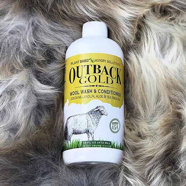 Outback Gold Wool Wash & Conditioner - Original Scent - 16 oz image number null