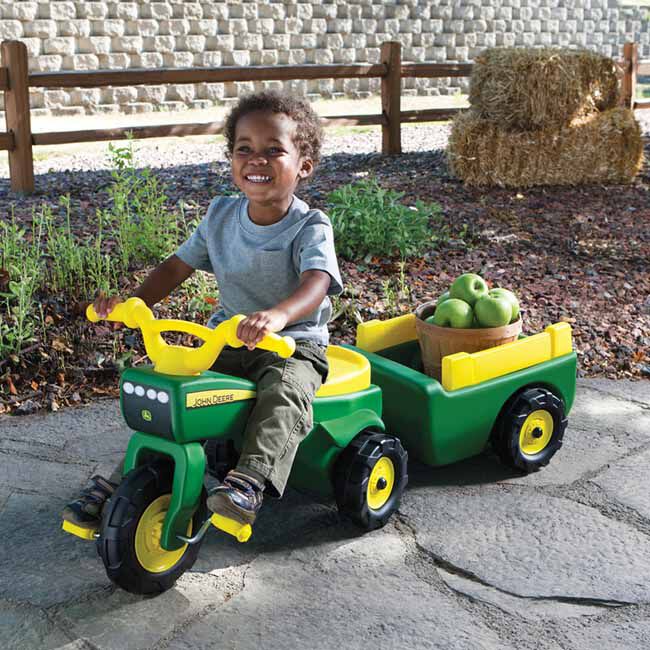 TOMY John Deere Pedal Trike & Wagon image number null