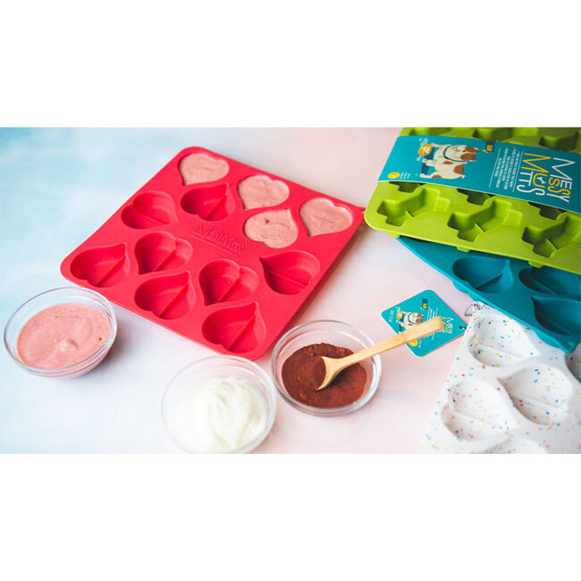 Messy Mutts Silicone Bake & Freeze Heart-Shaped Treat Making Mold - Confetti image number null