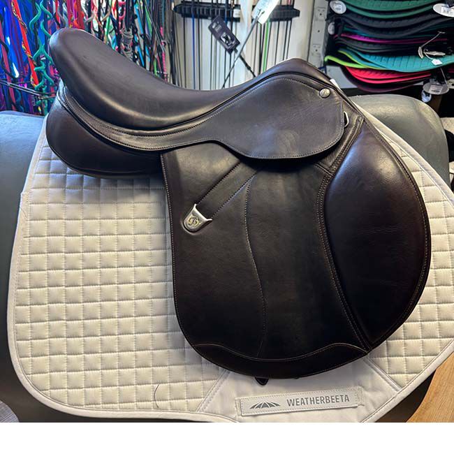 Used Bates Elevation CC Luxe Saddle - 16.5" image number null
